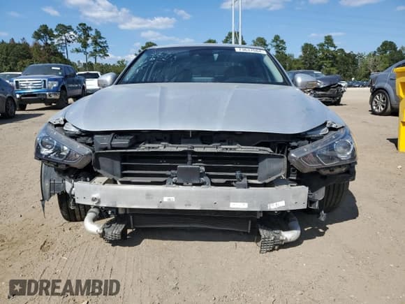 ✅ 2019 Genesis G70 Advanced • VIN: KMTG64LA7KU019392 • Лот: 73637084. Опубликован ранее на Copart с пробегом 85 750 миль. Бесплатный доступ к архиву аукционных продаж из США и подробный отчёт об истории автомобиля на DreamBid. Изображение 5.