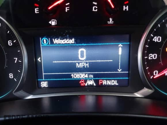 2020 Chevrolet Equinox LT z VIN 3GNAXUEV2LS513251, wystawiony jako IAAI lot #43494034 z przebiegiem 108 364 mil mil oraz . Historia ofert i sprzedaży dostępna na DreamBid. Obrazek 15.