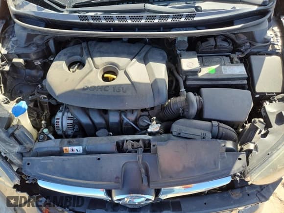 ✅ 2016 Hyundai Elantra SE • VIN: 5NPDH4AE4GH771294 • Lot: 84947425. Listed on Copart with 130,997 mi. Free auction sales archive from the USA and detailed vehicle history report at DreamBid. Image 11.