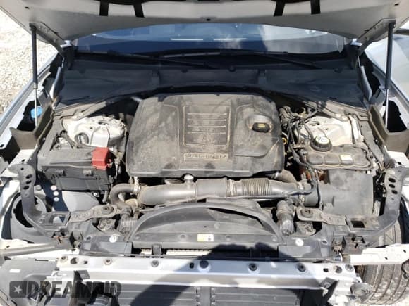 ✅ 2019 Jaguar F-Pace 25t • VIN: SADCS2FX8KA390774 • Lot: 59057735. Wystawiony na Copart z przebiegiem 108 130 mil. Bezpłatny archiwum sprzedaży aukcyjnych z USA i szczegółowy raport historii pojazdu na DreamBid. Zdjęcie 12.