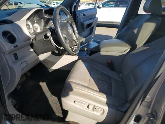 ✅ 2011 Honda Pilot EX-L • VIN: 5FNYF4H50BB014168 • Lot: 90784345. Wystawiony na Copart z przebiegiem 208 239 mil. Bezpłatny archiwum sprzedaży aukcyjnych z USA i szczegółowy raport historii pojazdu na DreamBid. Zdjęcie 7.