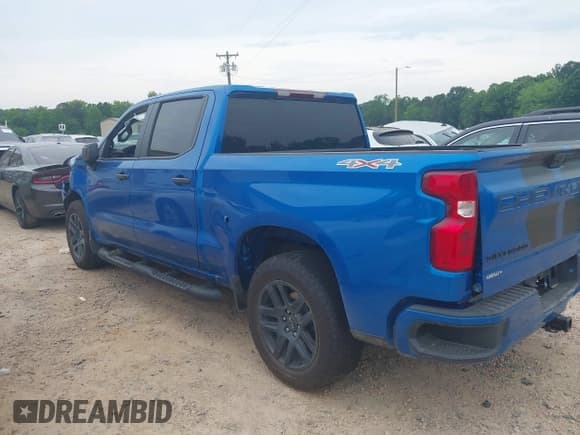 ✅ 2024 Chevrolet Silverado 1500 Custom • VIN: 1GCPDBEK7RZ214839 • Lot: 42280995. Listed on IAAI with 18,755 mi. Free auction sales archive from the USA and detailed vehicle history report at DreamBid. Image 6.