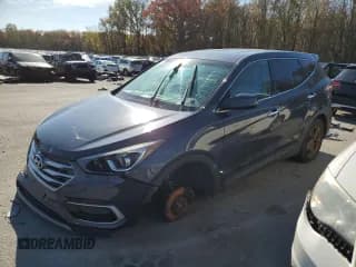 ✅ 2017 Hyundai Santa Fe 2.4L • VIN: 5NMZT3LB8HH047057 • Лот: 75594893. Опубликован ранее на Copart с пробегом 224 532 миль. Бесплатный доступ к архиву аукционных продаж из США и подробный отчёт об истории автомобиля на DreamBid. Изображение 1.