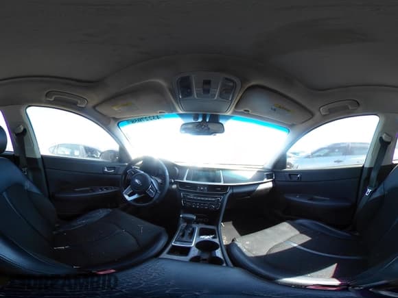 ✅ 2019 Kia Optima LX • VIN: 5XXGT4L30KG292558 • Lot: 43227058. Wystawiony na IAAI z przebiegiem 106 253 mil. Bezpłatny archiwum sprzedaży aukcyjnych z USA i szczegółowy raport historii pojazdu na DreamBid. Zdjęcie 18.