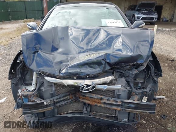 ✅ 2013 Hyundai Sonata SE • VIN: 5NPEC4AC1DH579957 • Lot: 43413523. Listed on IAAI with 252,655 mi. Free auction sales archive from the USA and detailed vehicle history report at DreamBid. Image 6.