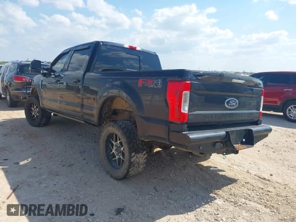 ✅ 2019 Ford F-250 XL • VIN: 1FT7W2BT7KEF69076 • Lot: 43062119. Listed on IAAI with 92,344 mi. Free auction sales archive from the USA and detailed vehicle history report at DreamBid. Image 3.