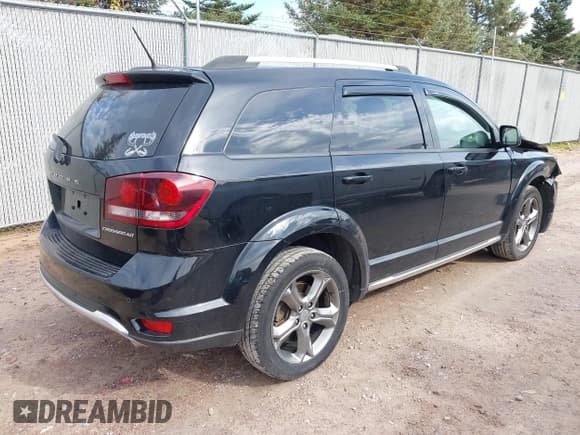 ✅ 2016 Dodge Journey Crossroad Plus • VIN: 3C4PDDGG5GT217151 • Lot: 43478607. Listed on IAAI with 172,691 mi. Free auction sales archive from the USA and detailed vehicle history report at DreamBid. Image 4.