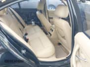 ✅ 2007 BMW 3 Series 328i • VIN: WBAVA37517NE26198 • Lot: 42393500. Listed on IAAI with Not provided. Free auction sales archive from the USA and detailed vehicle history report at DreamBid. Image 8.