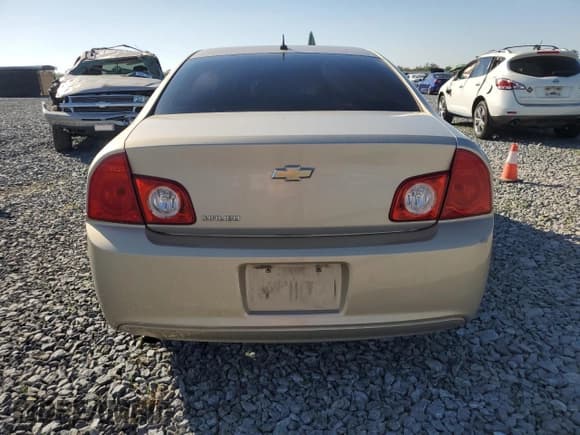 ✅ 2011 Chevrolet Malibu 1LS • VIN: 1G1ZB5E1XBF267185 • Lot: 82635645. Listed on Copart with 182,144 mi. Free auction sales archive from the USA and detailed vehicle history report at DreamBid. Image 6.
