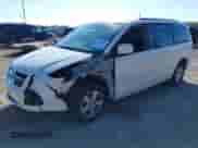 2012 Dodge Grand Caravan SXT z VIN 2C4RDGCG6CR198672, wystawiony jako IAAI lot #43300002 z przebiegiem 82 258 mil mil oraz . Historia ofert i sprzedaży dostępna na DreamBid. Obrazek 2.