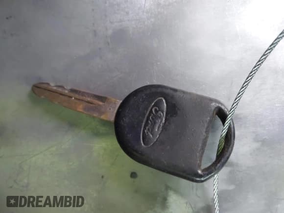 ✅ 2008 Ford F-150 XLT • VIN: 1FTPX14558FA66168 • Lot: 43505669. Wystawiony na IAAI z przebiegiem 165 462 mil. Bezpłatny archiwum sprzedaży aukcyjnych z USA i szczegółowy raport historii pojazdu na DreamBid. Zdjęcie 11.