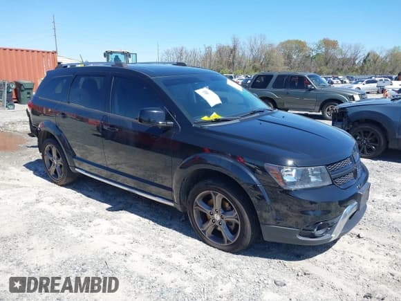 ✅ 2017 Dodge Journey Crossroad Plus • VIN: 3C4PDCGG8HT625798 • Lot: 41785279. Listed on IAAI with 104,245 mi. Free auction sales archive from the USA and detailed vehicle history report at DreamBid. Image 1.