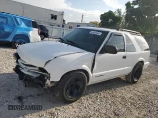 ✅ 2003 Chevrolet Blazer Xtreme • VIN: 1GNCS18X23K160119 • Lot: 52002985. Wystawiony na Copart z przebiegiem 133 899 mil. Bezpłatny archiwum sprzedaży aukcyjnych z USA i szczegółowy raport historii pojazdu na DreamBid. Zdjęcie 1.