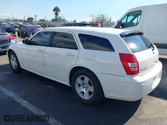 2006 Dodge Magnum с VIN 2D4FV47V66H430367, выставлен на аукционе IAAI как лот 41319330 с пробегом 140 786 миль миль и . История ставок и продаж доступна на DreamBid. Изображение 3.