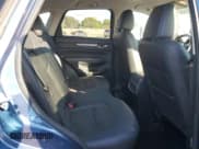 ✅ 2021 Mazda CX-5 Touring • VIN: JM3KFACMXM0445631 • Lot: 82556965. Wystawiony na Copart z przebiegiem 39 563 mil. Bezpłatny archiwum sprzedaży aukcyjnych z USA i szczegółowy raport historii pojazdu na DreamBid. Zdjęcie 11.