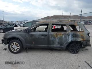 ✅ 2016 Dodge Journey SXT • VIN: 3C4PDCBB9GT186489 • Lot: 43618892. Wystawiony na IAAI z przebiegiem Nie podano. Bezpłatny archiwum sprzedaży aukcyjnych z USA i szczegółowy raport historii pojazdu na DreamBid. Zdjęcie 6.