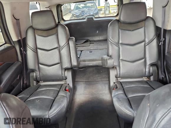 ✅ 2018 Cadillac Escalade Luxury • VIN: 1GYS3BKJ1JR328505 • Лот: 93147015. Опубликован ранее на Copart с пробегом 118 123 миль. Бесплатный доступ к архиву аукционных продаж из США и подробный отчёт об истории автомобиля на DreamBid. Изображение 10.