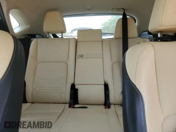 ✅ 2015 Lexus NX 300h • VIN: JTJBJRBZ1F2019074 • Lot: 59338735. Listed on Copart with 100,574 mi. Free auction sales archive from the USA and detailed vehicle history report at DreamBid. Image 10.