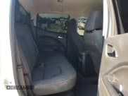 ✅ 2021 Chevrolet Colorado 2WD LT • VIN: 1GCGSCEN1M1210718 • Lot: 68959315. Wystawiony na Copart z przebiegiem 75 266 mil. Bezpłatny archiwum sprzedaży aukcyjnych z USA i szczegółowy raport historii pojazdu na DreamBid. Zdjęcie 10.