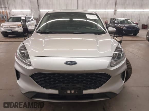 ✅ 2020 Ford Escape SE • VIN: 1FMCU9G63LUA56720 • Lot: 42199549. Listed on IAAI with 57,944 mi. Free auction sales archive from the USA and detailed vehicle history report at DreamBid. Image 13.