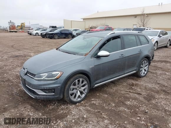 ✅ 2019 Volkswagen Golf S • VIN: 3VWH17AU7KM520624 • Lot: 41829713. Wystawiony na IAAI z przebiegiem 55 985 mil. Bezpłatny archiwum sprzedaży aukcyjnych z USA i szczegółowy raport historii pojazdu na DreamBid. Zdjęcie 18.