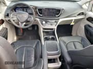 ✅ 2023 Chrysler Pacifica Limited • VIN: 2C4RC3GG3PR580492 • Lot: 43747715. Listed on Copart with 16,983 mi. Free auction sales archive from the USA and detailed vehicle history report at DreamBid. Image 8.