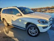 ✅ 2015 Mercedes-Benz GL 450 • VIN: 4JGDF6EE5FA597376 • Лот: 94914375. Опубликован ранее на Copart с пробегом 153 958 миль. Бесплатный доступ к архиву аукционных продаж из США и подробный отчёт об истории автомобиля на DreamBid. Изображение 4.