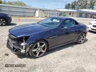 ✅ 2012 Mercedes-Benz SLK 350 • VIN: WDDPK5HA5CF031979 • Лот: 55432335. Опубликован ранее на Copart с пробегом 39 428 миль. Бесплатный доступ к архиву аукционных продаж из США и подробный отчёт об истории автомобиля на DreamBid. Изображение 1.