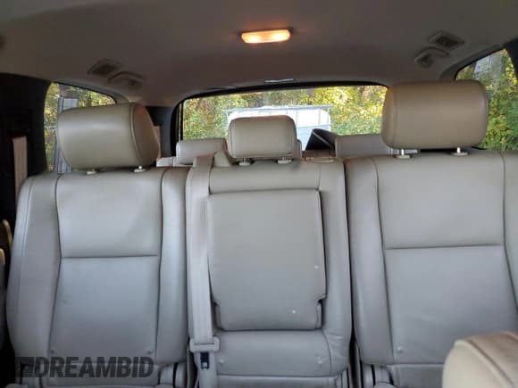 ✅ 2008 Toyota Sequoia SR5 • VIN: 5TDBY64A88S016981 • Lot: 87221415. Wystawiony na Copart z przebiegiem 204 267 mil. Bezpłatny archiwum sprzedaży aukcyjnych z USA i szczegółowy raport historii pojazdu na DreamBid. Zdjęcie 10.