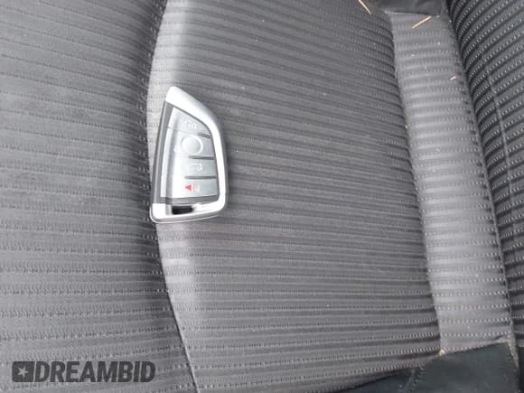 ✅ 2015 Mazda 3 i Touring • VIN: JM1BM1V73F1250988 • Lot: 43565311. Wystawiony na IAAI z przebiegiem 130 297 mil. Bezpłatny archiwum sprzedaży aukcyjnych z USA i szczegółowy raport historii pojazdu na DreamBid. Zdjęcie 11.