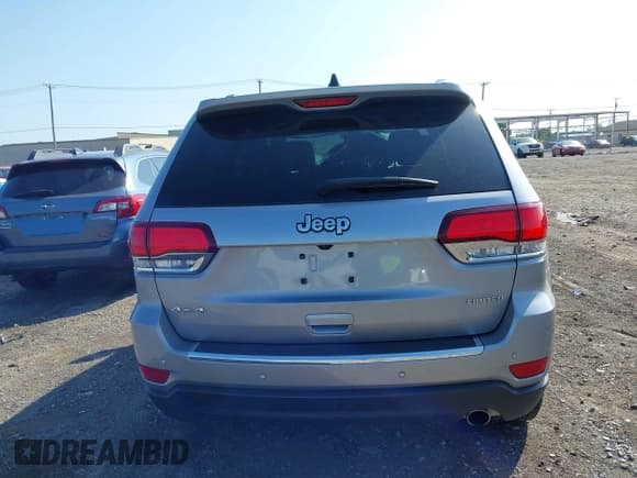 ✅ 2020 Jeep Grand Cherokee Limited X • VIN: 1C4RJFBG9LC445311 • Lot: 42572824. Listed on IAAI with 72,194 mi. Free auction sales archive from the USA and detailed vehicle history report at DreamBid. Image 16.