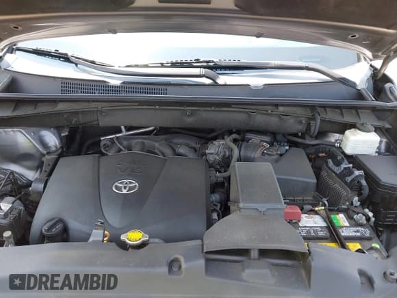 ✅ 2017 Toyota Highlander XLE • VIN: 5TDJZRFH9HS509332 • Lot: 42845718. Wystawiony na IAAI z przebiegiem 113 462 mil. Bezpłatny archiwum sprzedaży aukcyjnych z USA i szczegółowy raport historii pojazdu na DreamBid. Zdjęcie 10.