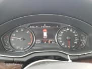 ✅ 2020 Audi Q5 Premium • VIN: WA1ANAFY5L2103961 • Lot: 86129595. Wystawiony na Copart z przebiegiem 29 705 mil. Bezpłatny archiwum sprzedaży aukcyjnych z USA i szczegółowy raport historii pojazdu na DreamBid. Zdjęcie 9.