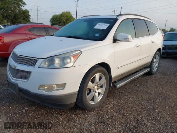 ✅ 2010 Chevrolet Traverse LTZ • VIN: 1GNLRHEDXAS156167 • Лот: 42497769. Опубликован ранее на IAAI с пробегом 216 961 миль. Бесплатный доступ к архиву аукционных продаж из США и подробный отчёт об истории автомобиля на DreamBid. Изображение 2.