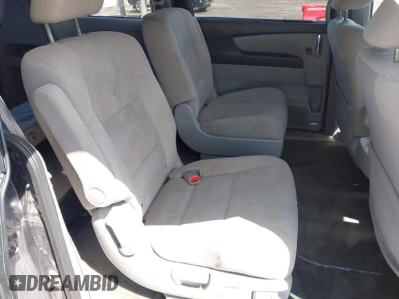 ✅ 2017 Honda Odyssey EX • VIN: 5FNRL5H42HB009458 • Lot: 42344461. Wystawiony na IAAI z przebiegiem 102 226 mil. Bezpłatny archiwum sprzedaży aukcyjnych z USA i szczegółowy raport historii pojazdu na DreamBid. Zdjęcie 8.