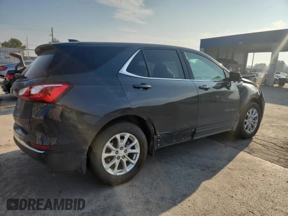 ✅ 2020 Chevrolet Equinox LT • VIN: 2GNAXKEV3L6162871 • Lot: 67681555. Wystawiony na Copart z przebiegiem 99 419 mil. Bezpłatny archiwum sprzedaży aukcyjnych z USA i szczegółowy raport historii pojazdu na DreamBid. Zdjęcie 3.