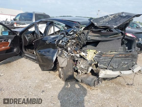 ✅ 2013 Acura TL Technology • VIN: 19UUA9F59DA004393 • Lot: 42986812. Listed on IAAI with 144,525 mi. Free auction sales archive from the USA and detailed vehicle history report at DreamBid. Image 3.