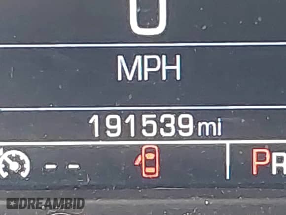 2016 Chevrolet Silverado 1500 LT z VIN 1GCVKREC1GZ305648, wystawiony jako IAAI lot #43452552 z przebiegiem 191 539 mil mil oraz . Historia ofert i sprzedaży dostępna na DreamBid. Obrazek 15.