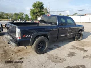 ✅ 2005 Chevrolet Silverado 1500 Z71 • VIN: 1GCEK19B45E326842 • Лот: 72737394. Опубликован ранее на Copart с пробегом Не указан. Бесплатный доступ к архиву аукционных продаж из США и подробный отчёт об истории автомобиля на DreamBid. Изображение 3.