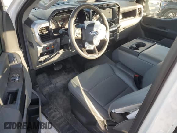 ✅ 2022 Ford F-150 • VIN: 1FTNF1C86NKD29499 • Lot: 49921865. Listed on Copart with 32,210 mi. Free auction sales archive from the USA and detailed vehicle history report at DreamBid. Image 8.