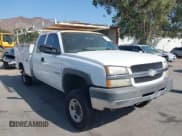 ✅ 2004 Chevrolet Silverado 2500HD • VIN: 1GBHC29U04E315695 • Лот: 42651705. Опубликован ранее на IAAI с пробегом 423 864 миль. Бесплатный доступ к архиву аукционных продаж из США и подробный отчёт об истории автомобиля на DreamBid. Изображение 1.