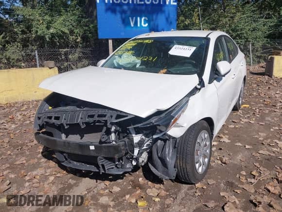 2020 Hyundai Accent SE with VIN 3KPC24A61LE098386, listed as a IAAI auction lot 43324231 with 83,771 mi miles and . Bid and sale history available at DreamBid. Image 17.