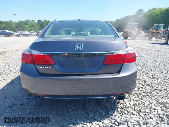 ✅ 2015 Honda Accord EX-L • VIN: 1HGCR2F87FA016843 • Lot: 42065833. Listed on IAAI with 139,147 mi. Free auction sales archive from the USA and detailed vehicle history report at DreamBid. Image 16.