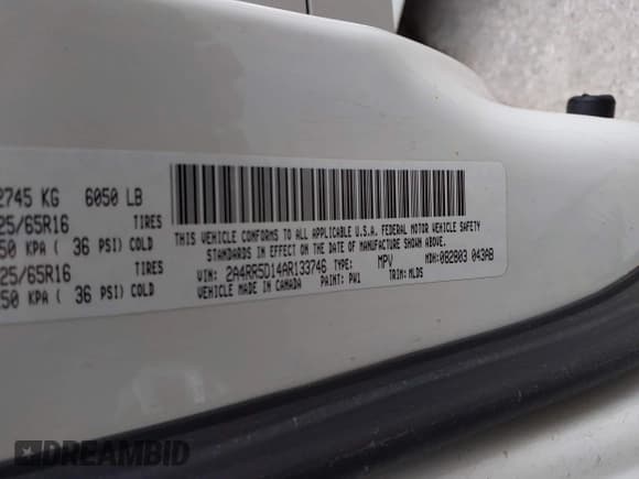 ✅ 2010 Chrysler Town & Country Touring • VIN: 2A4RR5D14AR133746 • Lot: 42116450. Listed on IAAI with 221,775 mi. Free auction sales archive from the USA and detailed vehicle history report at DreamBid. Image 9.