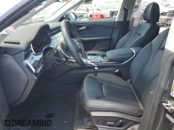 ✅ 2021 Audi Q8 Premium Plus • VIN: WA1BVAF10MD034366 • Лот: 59676554. Опубликован ранее на Copart с пробегом 50 640 миль. Бесплатный доступ к архиву аукционных продаж из США и подробный отчёт об истории автомобиля на DreamBid. Изображение 7.