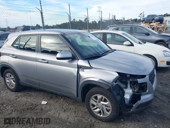 ✅ 2024 Hyundai Venue Essential • VIN: KMHRB8A35RU329657 • Lot: 41335200. Listed on IAAI with 11,622 mi. Free auction sales archive from the USA and detailed vehicle history report at DreamBid. Image 13.