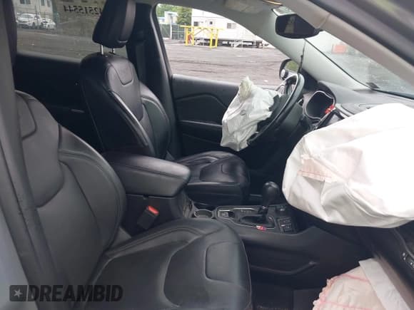 ✅ 2020 Jeep Cherokee Limited • VIN: 1C4PJMDX7LD505976 • Lot: 42515544. Listed on IAAI with 68,531 mi. Free auction sales archive from the USA and detailed vehicle history report at DreamBid. Image 5.