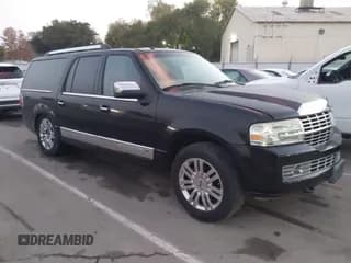 ✅ 2008 Lincoln Navigator • VIN: 5LMFL28588LJ12500 • Lot: 43864108. Listed on IAAI with 173,153 mi. Free auction sales archive from the USA and detailed vehicle history report at DreamBid. Image 1.