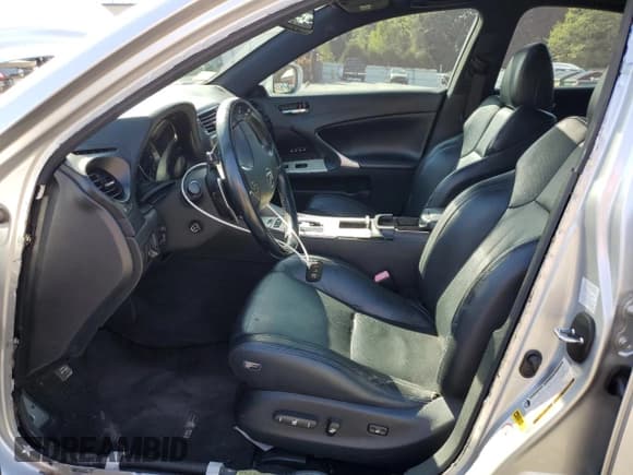 ✅ 2008 Lexus IS F • VIN: JTHBP262X85003784 • Лот: 73083524. Опубликован ранее на Copart с пробегом 172 252 миль. Бесплатный доступ к архиву аукционных продаж из США и подробный отчёт об истории автомобиля на DreamBid. Изображение 7.