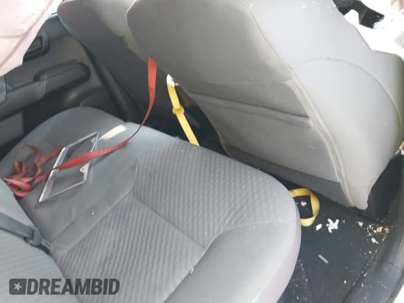 ✅ 2021 Toyota Tacoma SR • VIN: 5TFAX5GN2MX189827 • Lot: 43033956. Wystawiony na IAAI z przebiegiem 66 116 mil. Bezpłatny archiwum sprzedaży aukcyjnych z USA i szczegółowy raport historii pojazdu na DreamBid. Zdjęcie 8.